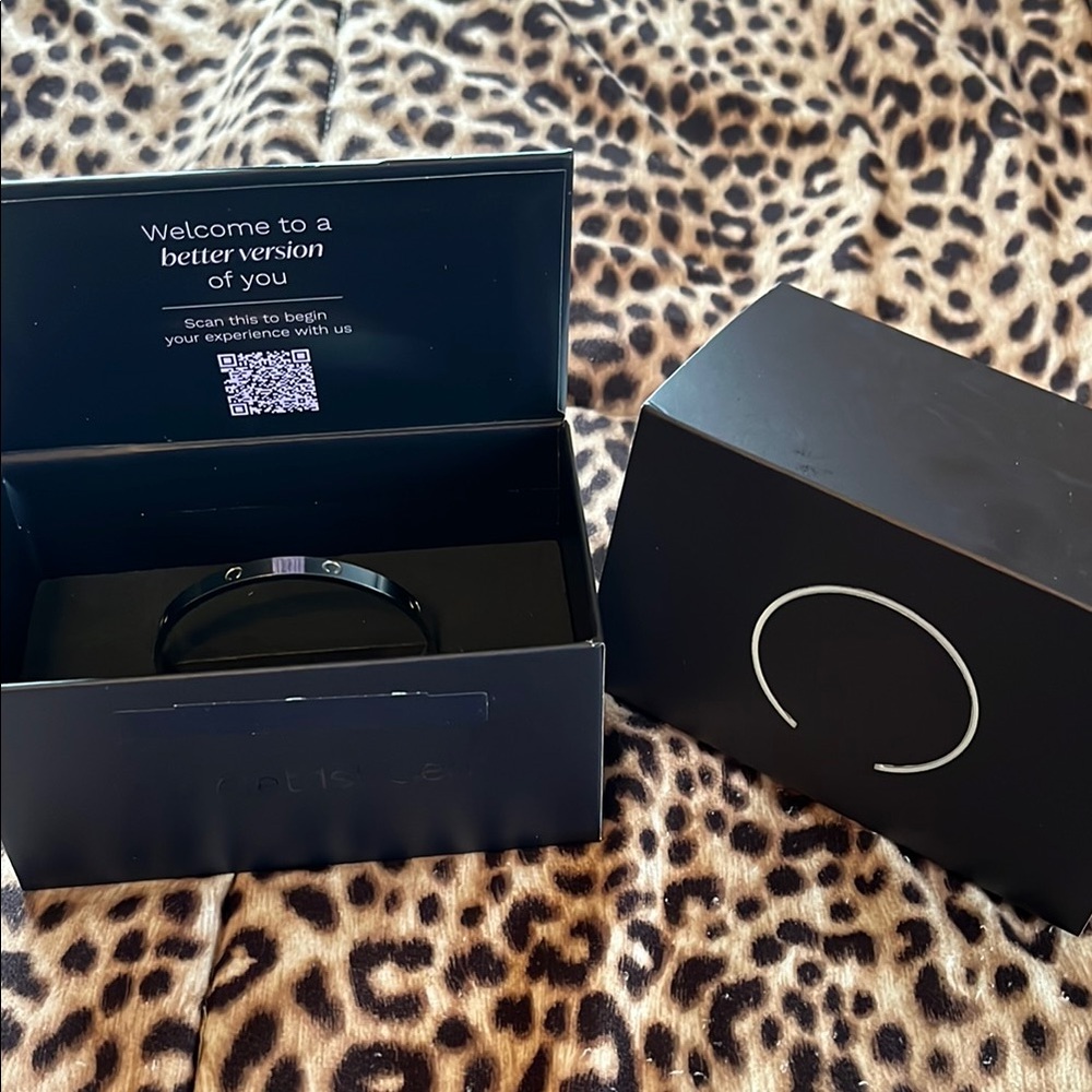 Olux magnetic bracelet.
